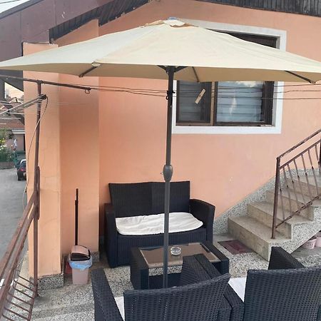 Micin Dom Apartment Pirot Exterior foto